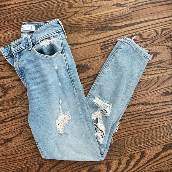 Abercrombie & Fitch The Super Skinny Ankle High Rise jean size 25/0 - Picture 4 of 4